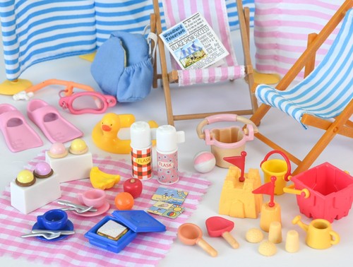 Sylvanian beach accessories - beach,