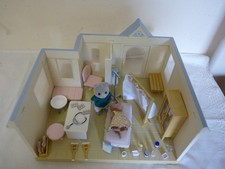 SYLVANIAN FAMILIES DOCTORS