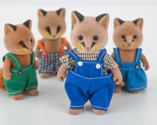 Sylvanian renard fox figures - renard,